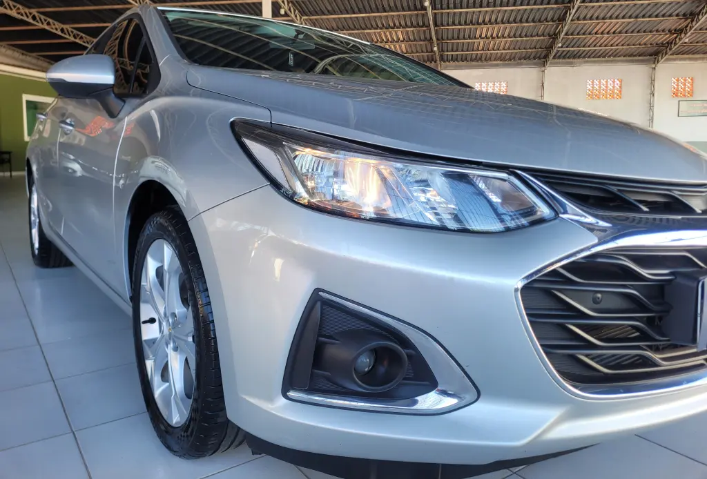 CHEVROLET Cruze Sedan - Foto