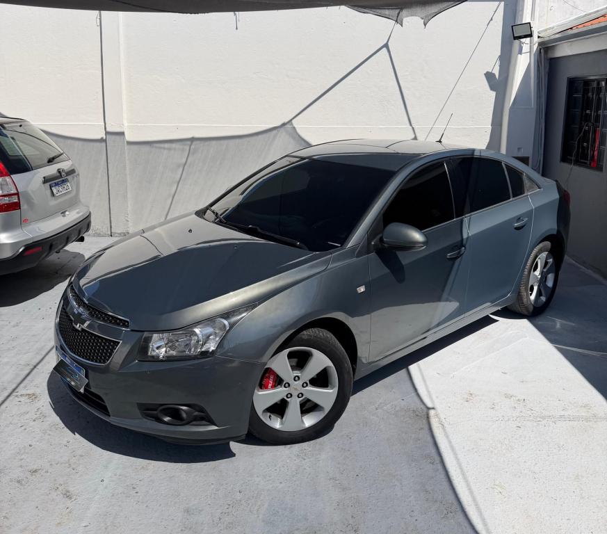 CHEVROLET Cruze Sedan - Foto