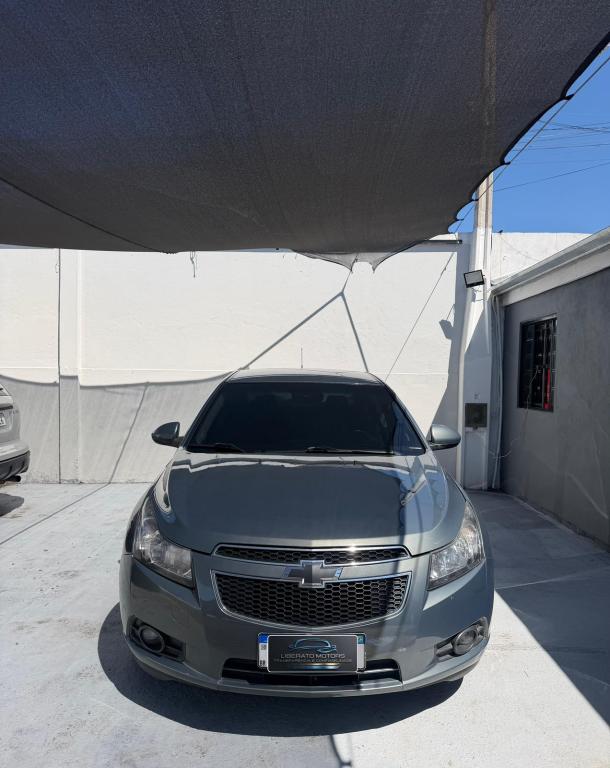 CHEVROLET Cruze Sedan - Foto