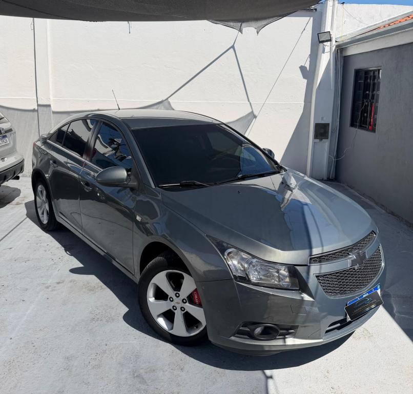 CHEVROLET Cruze Sedan - Foto
