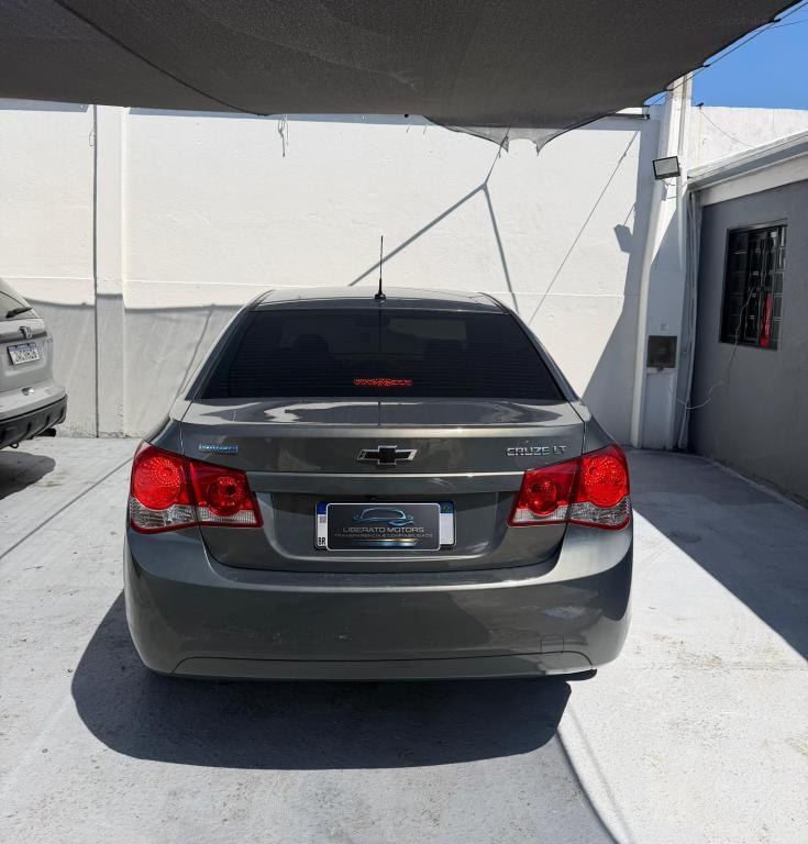 CHEVROLET Cruze Sedan - Foto