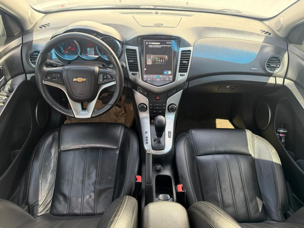 CHEVROLET Cruze Sedan - Foto