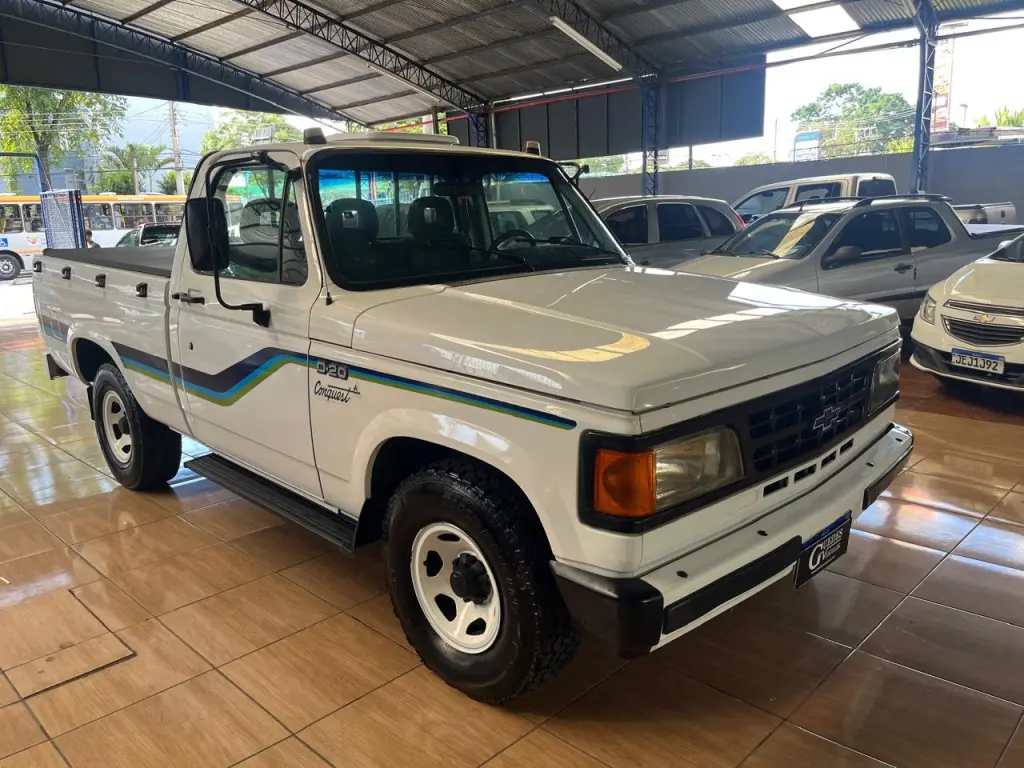 CHEVROLET D20 - Foto