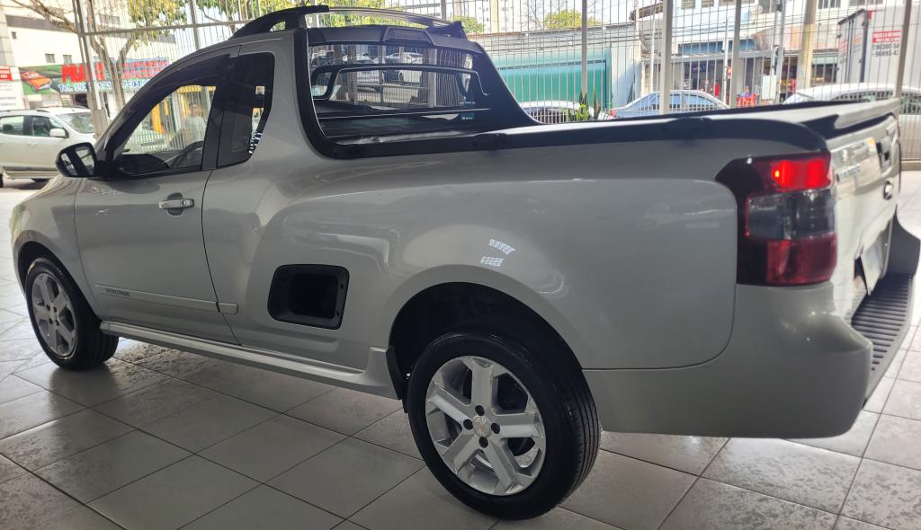 CHEVROLET Montana - Foto
