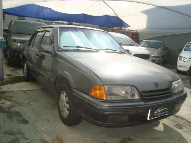 CHEVROLET Monza Sedan - Foto