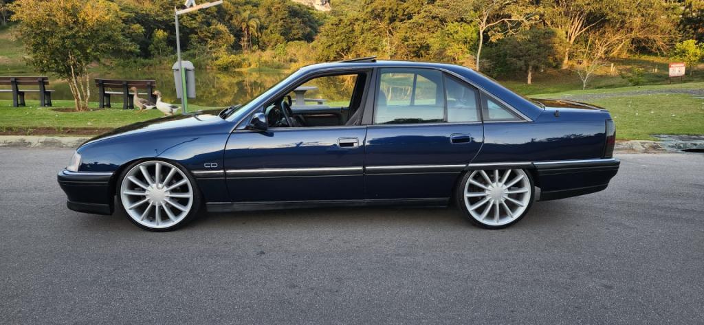 CHEVROLET Omega - Foto