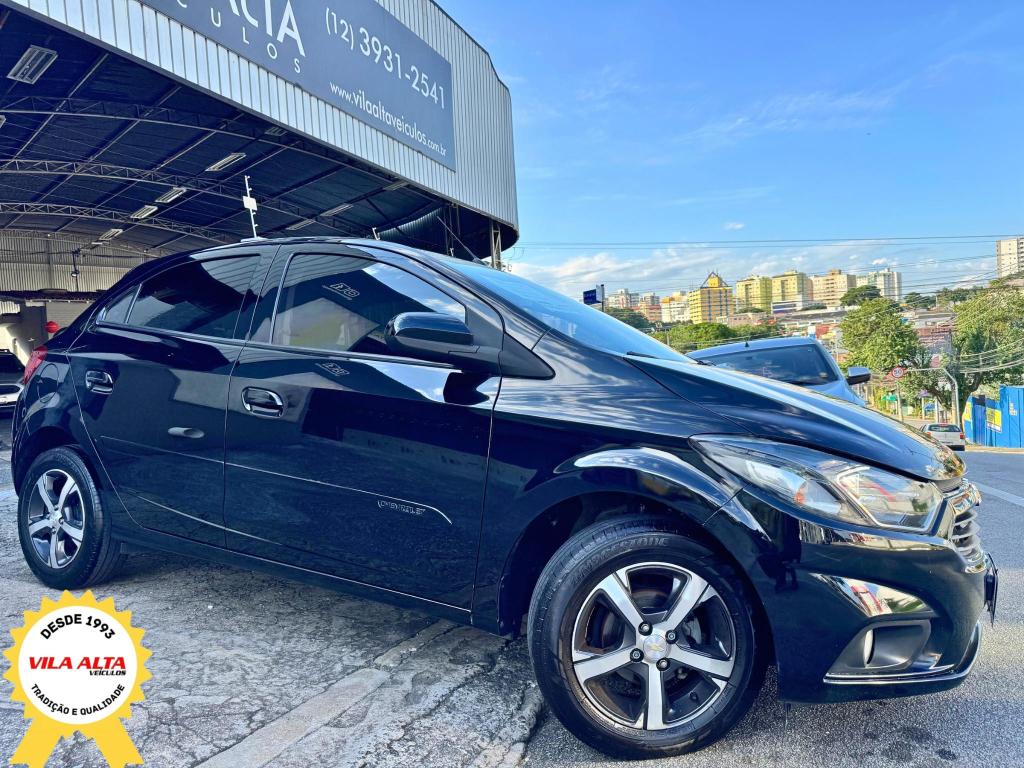 CHEVROLET Onix Hatch - Foto