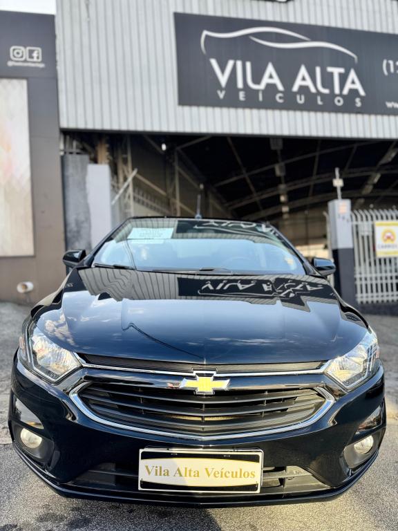 CHEVROLET Onix Hatch - Foto