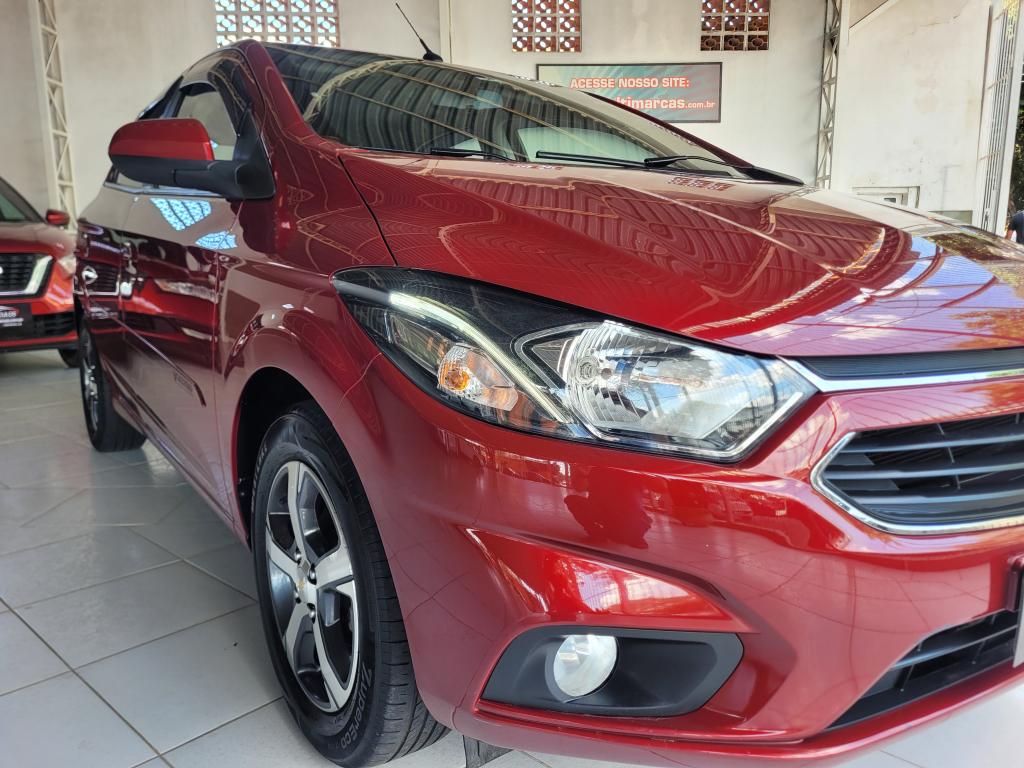 CHEVROLET Onix Hatch - Foto