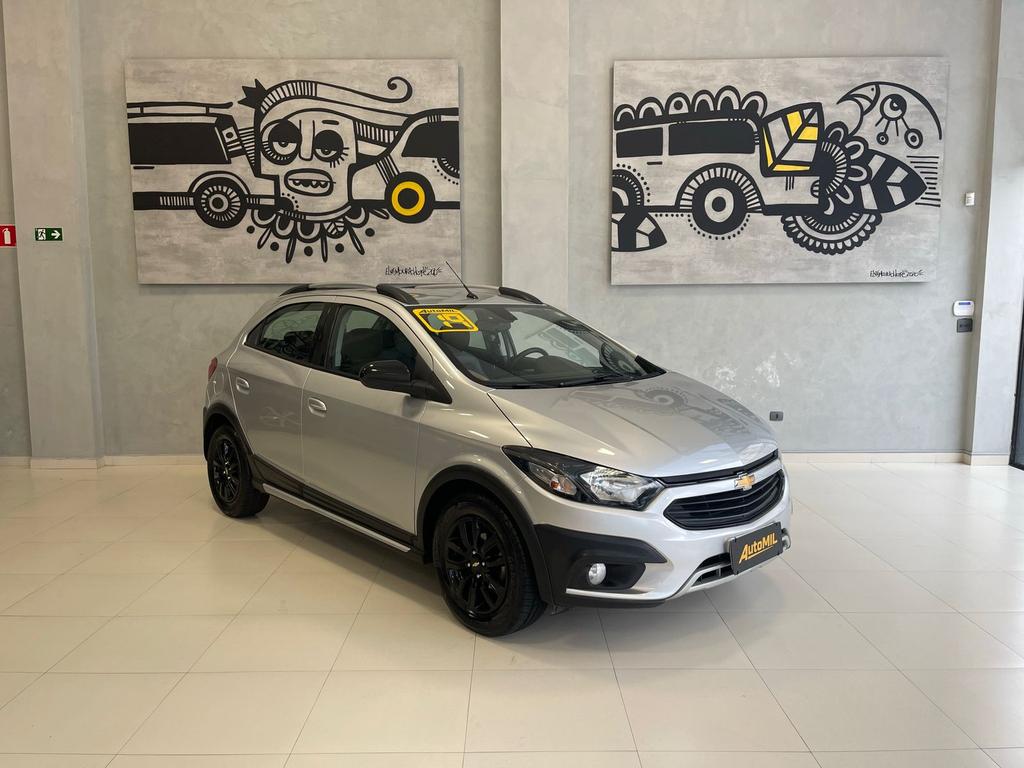 CHEVROLET Onix Hatch