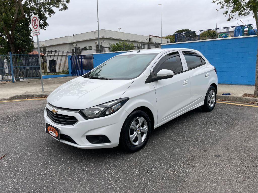 CHEVROLET Onix Hatch - Foto