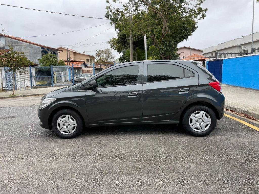 CHEVROLET Onix Hatch - Foto