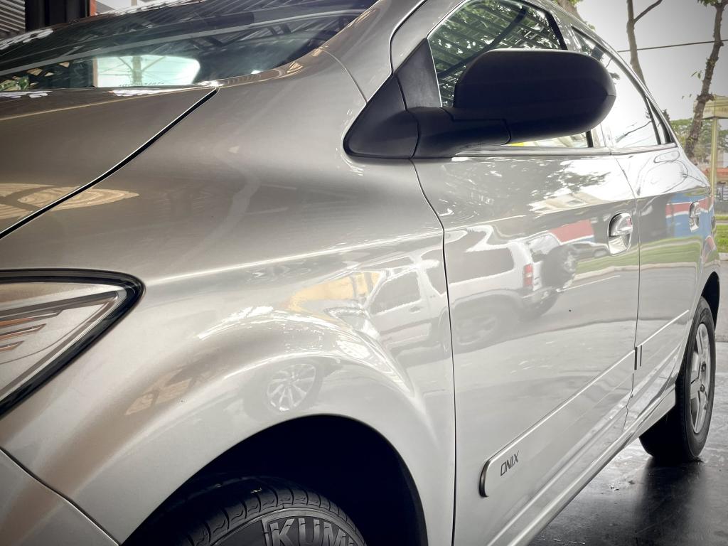 CHEVROLET Onix Hatch - Foto