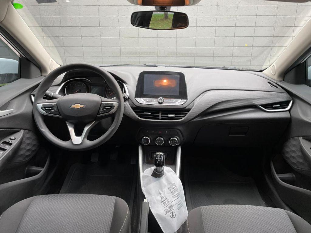 CHEVROLET Onix Hatch - Foto