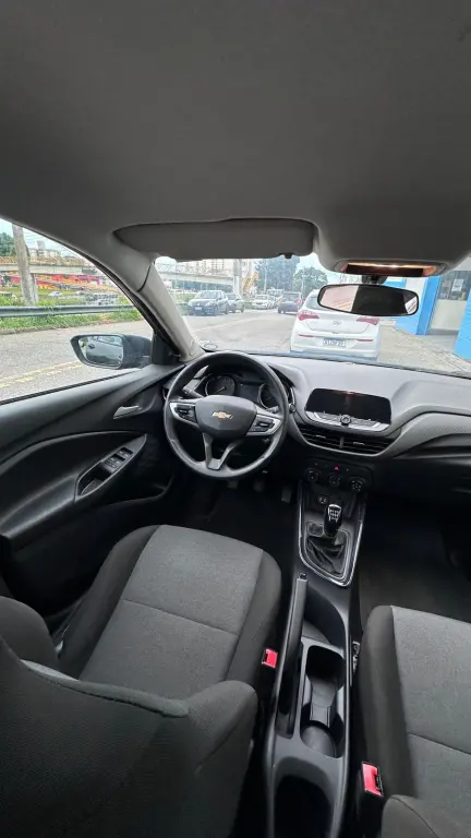 CHEVROLET Onix Hatch - Foto