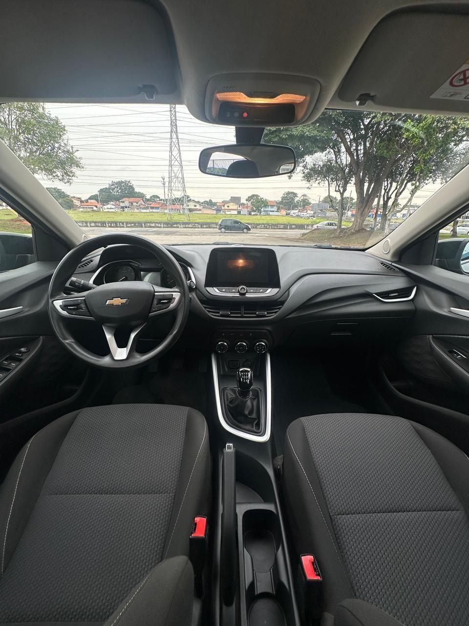 CHEVROLET Onix Hatch - Foto