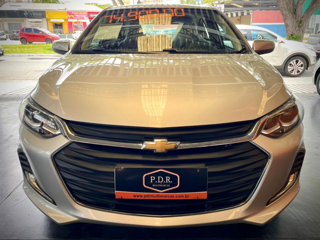 CHEVROLET Onix Hatch - Foto