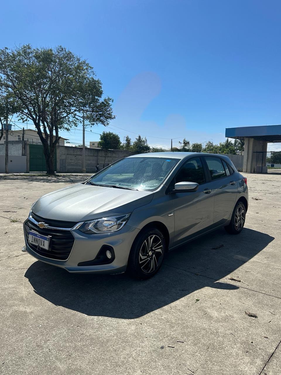 CHEVROLET Onix Hatch - Foto