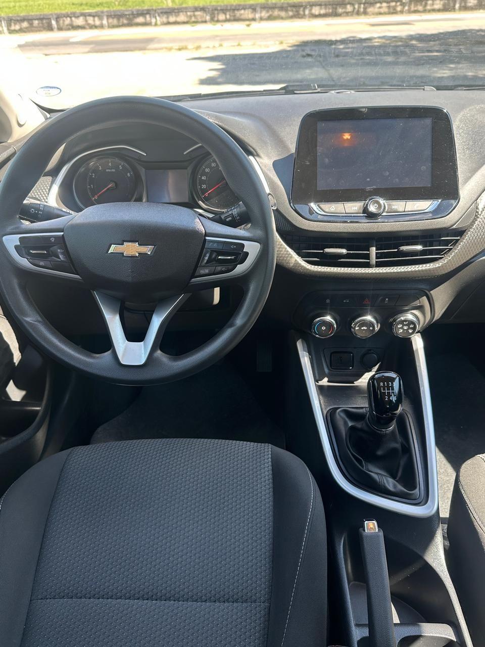 CHEVROLET Onix Hatch - Foto