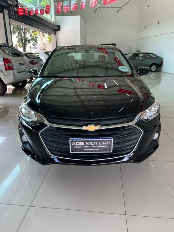 CHEVROLET Onix Hatch - Foto
