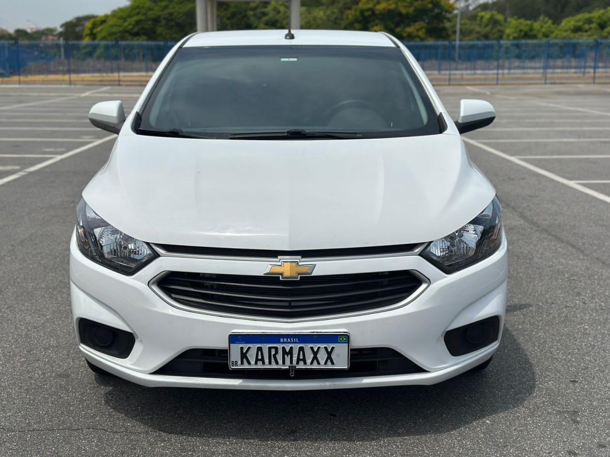 CHEVROLET Onix Hatch - Foto