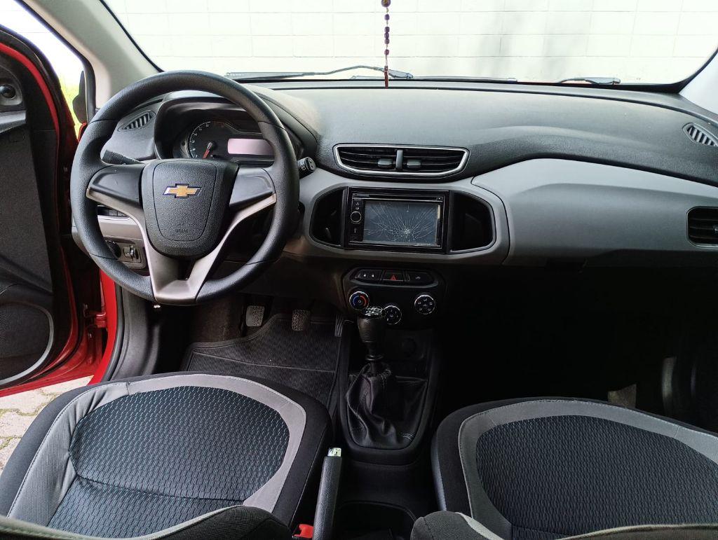 CHEVROLET Onix Hatch - Foto