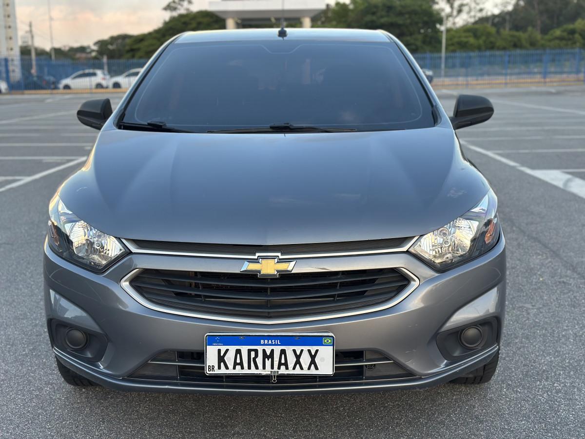 CHEVROLET Onix Hatch - Foto