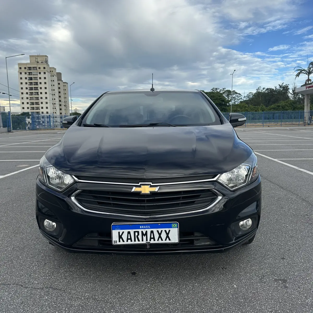 CHEVROLET Onix Hatch - Foto