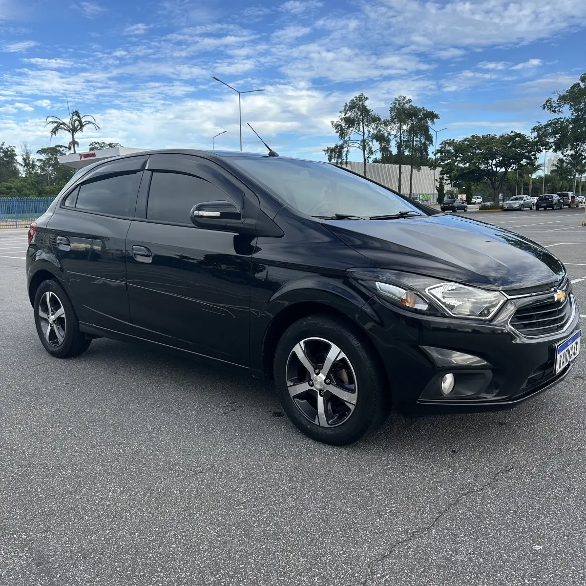 CHEVROLET Onix Hatch - Foto