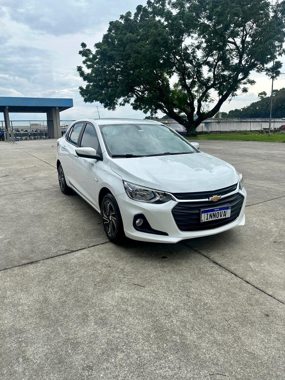 CHEVROLET Onix Hatch - Foto