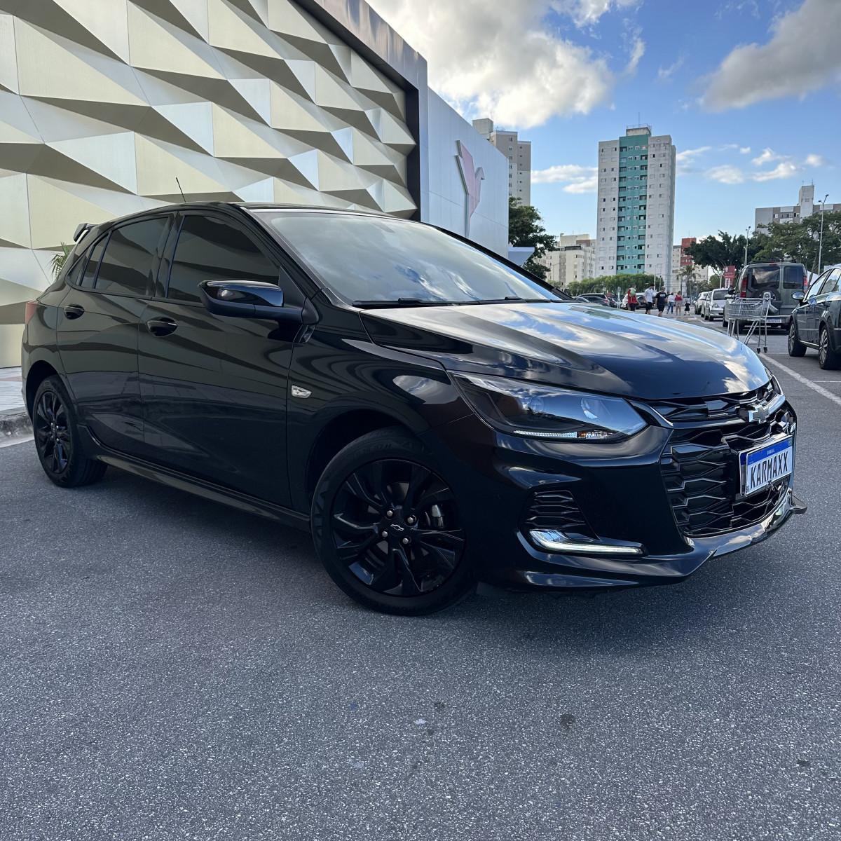 CHEVROLET Onix Hatch - Foto