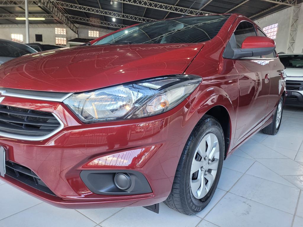 CHEVROLET Onix Hatch - Foto