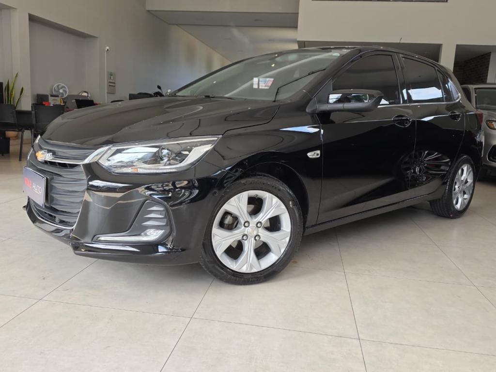 CHEVROLET Onix Hatch - Foto
