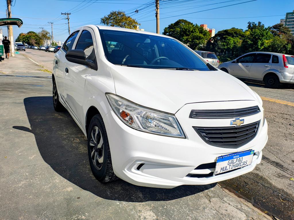 CHEVROLET Onix Hatch