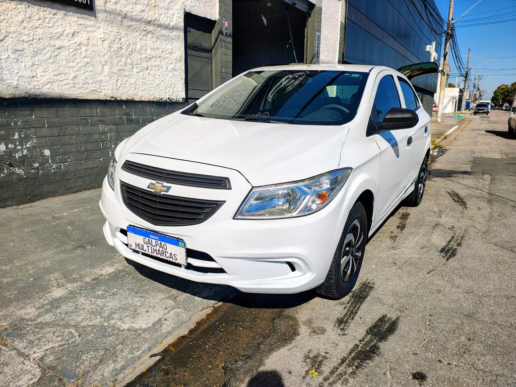CHEVROLET Onix Hatch - Foto