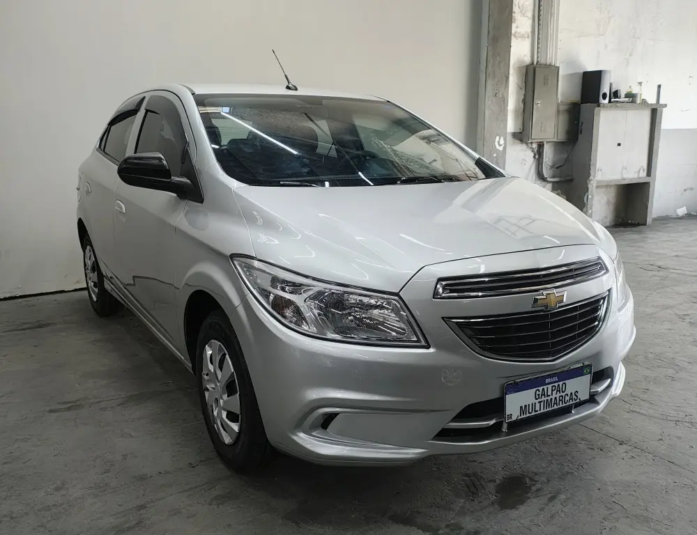 CHEVROLET Onix Hatch