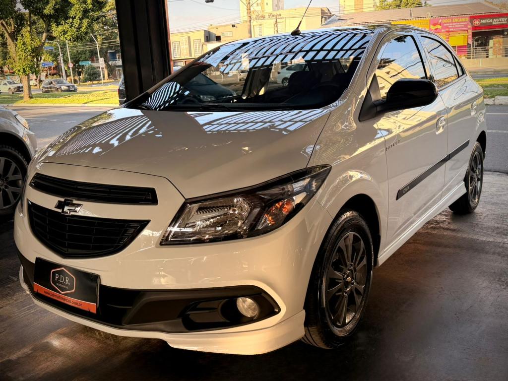 CHEVROLET Onix Hatch