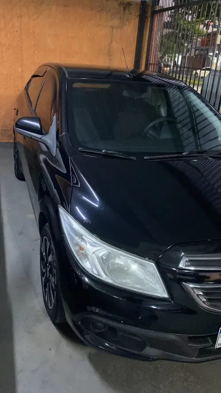 CHEVROLET Onix Hatch - Foto