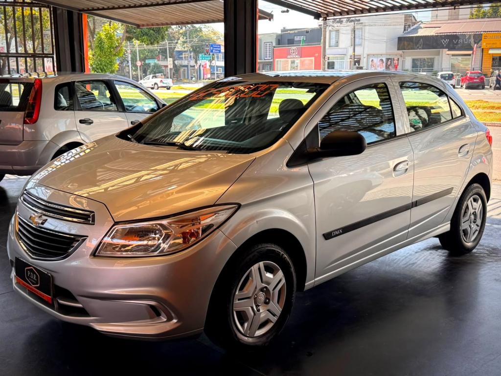 CHEVROLET Onix Hatch
