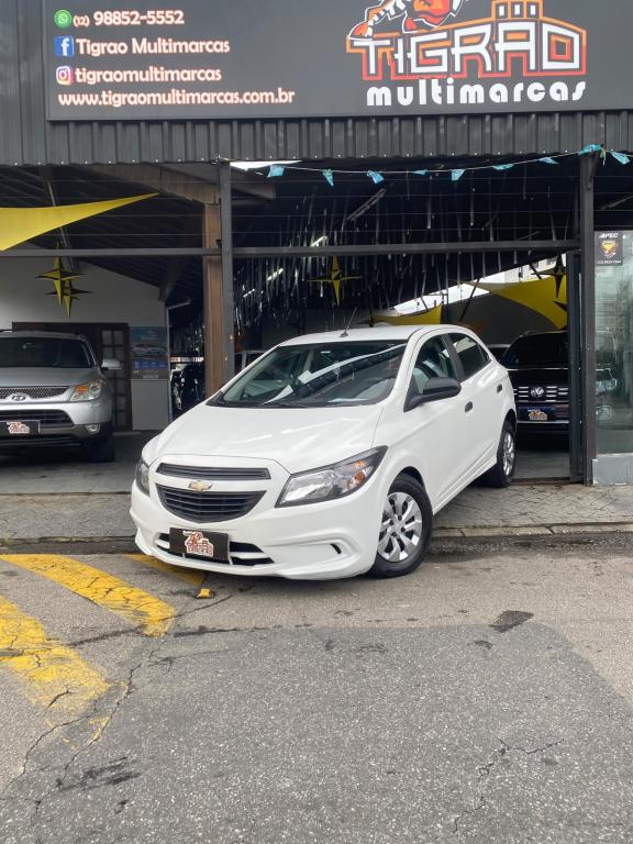 CHEVROLET Onix Hatch - Foto