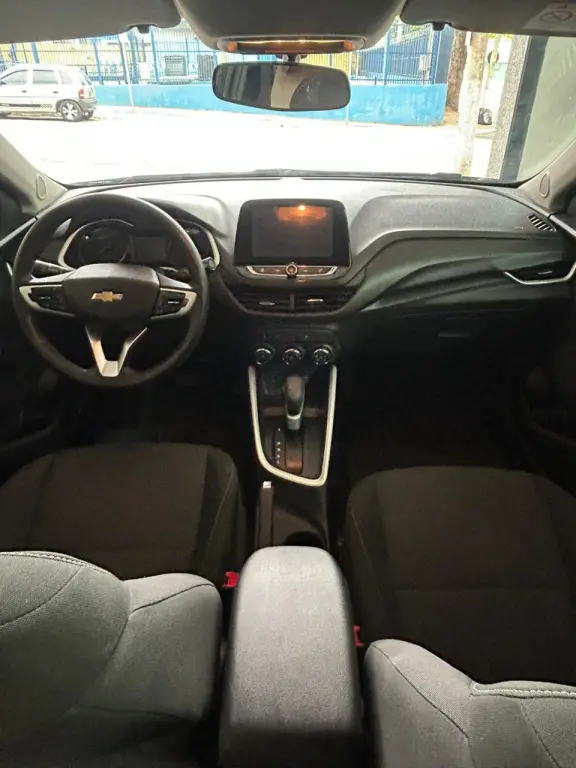 CHEVROLET Onix Sedan - Foto