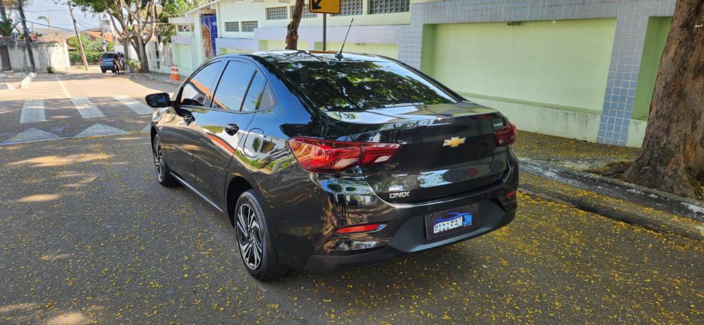 CHEVROLET Onix Sedan - Foto