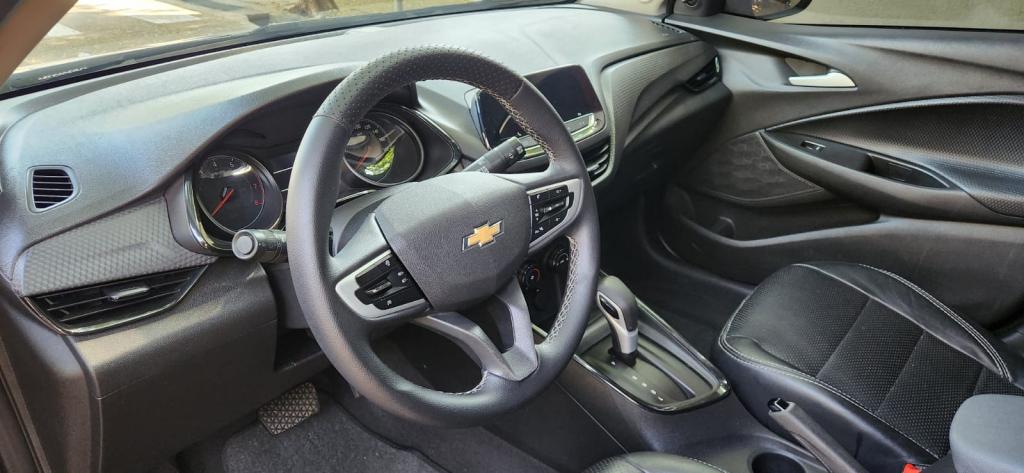 CHEVROLET Onix Sedan - Foto