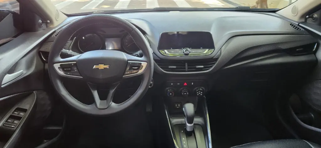 CHEVROLET Onix Sedan - Foto