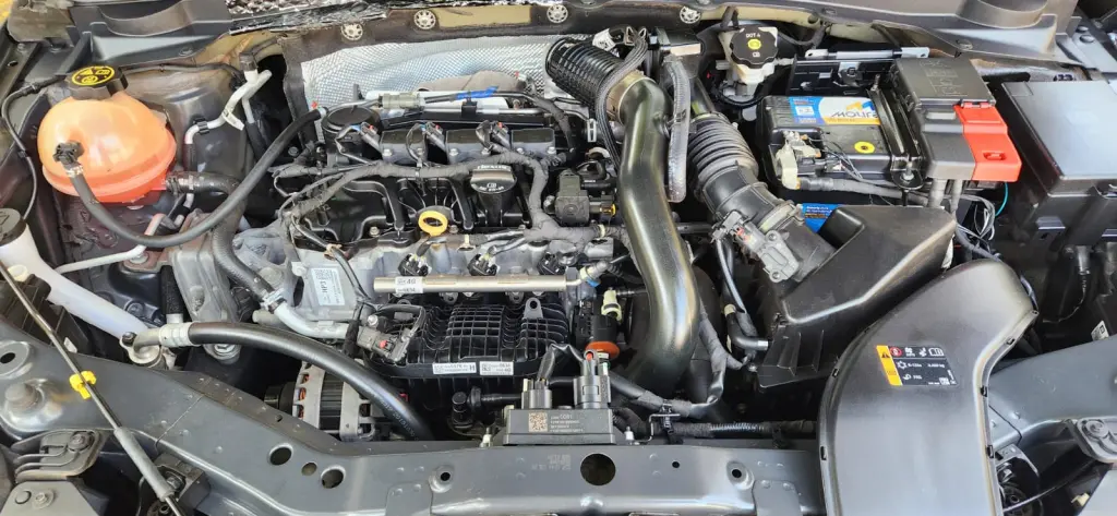 CHEVROLET Onix Sedan - Foto