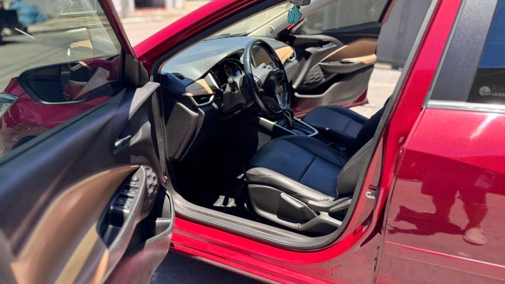 CHEVROLET Onix Sedan - Foto