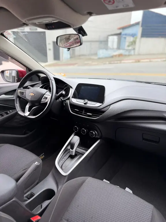 CHEVROLET Onix Sedan - Foto