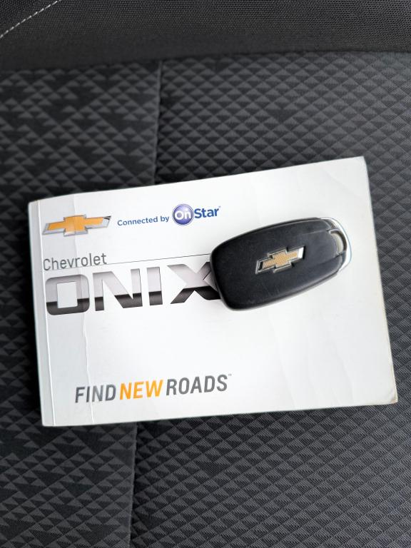 CHEVROLET Onix Sedan - Foto