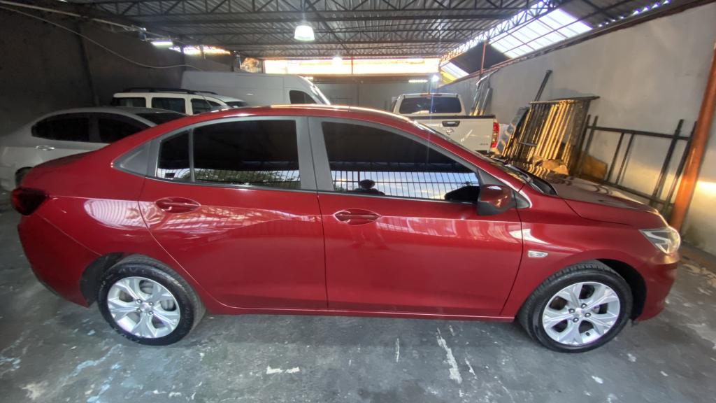 CHEVROLET Onix Sedan - Foto