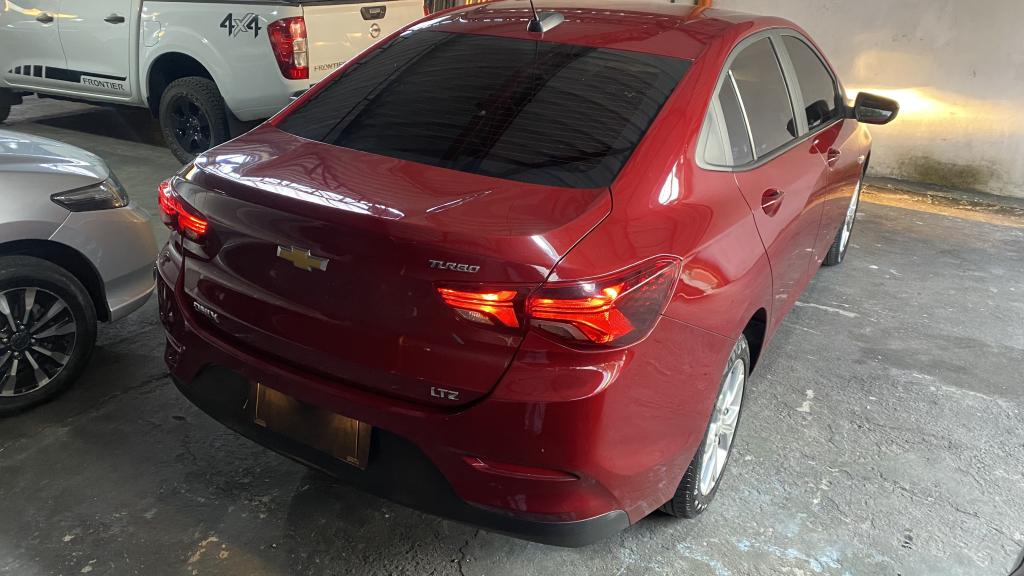 CHEVROLET Onix Sedan - Foto